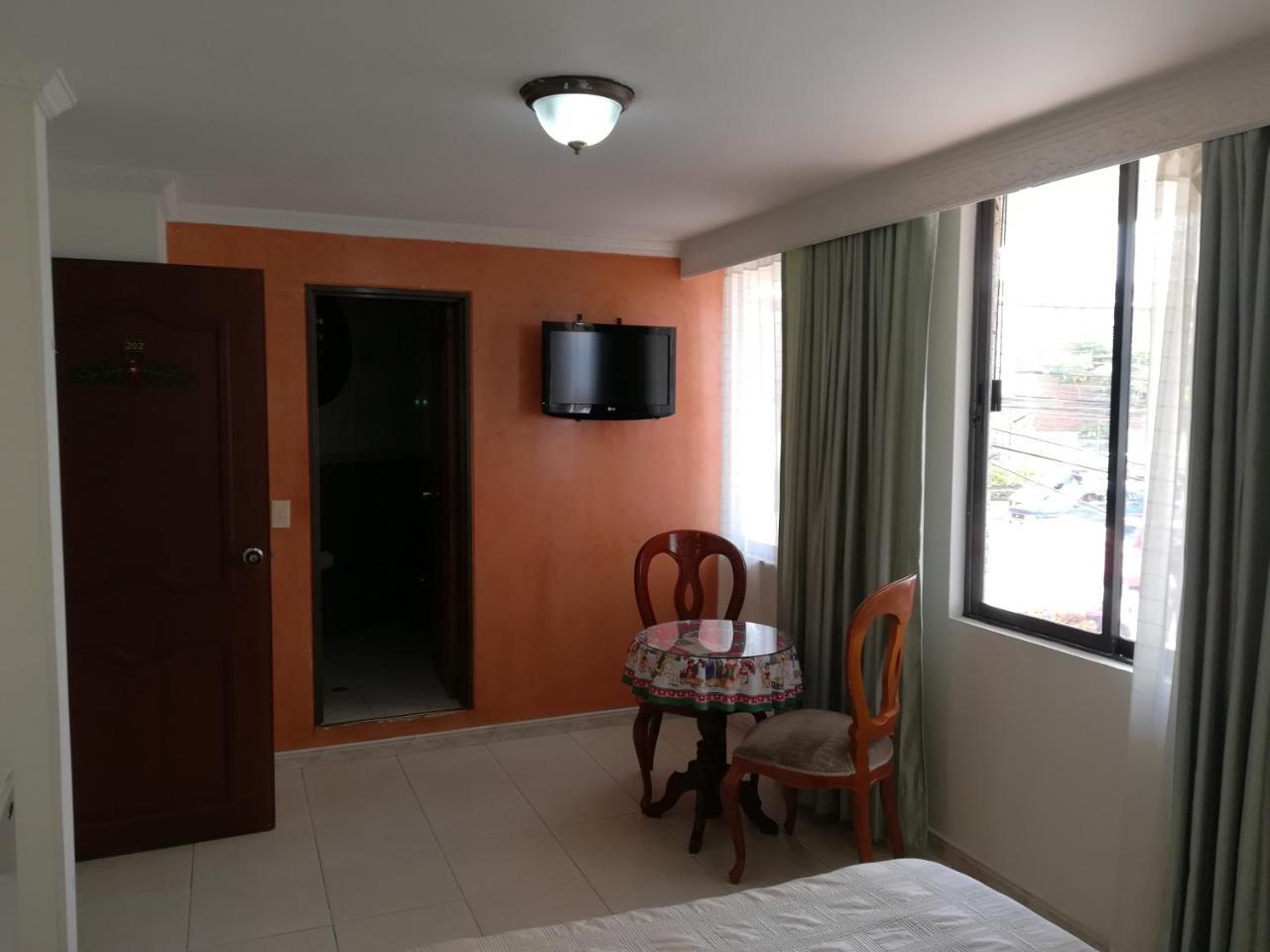 Hotel Costa Del Sol Fusagasuga Exterior photo